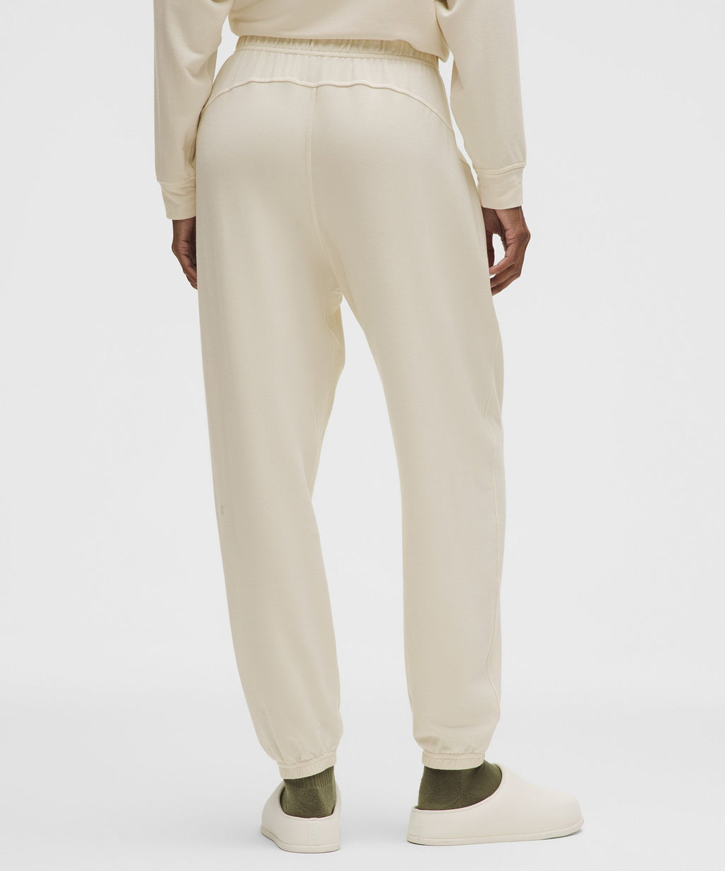 BeCalm Oversized Mid-Rise Pant