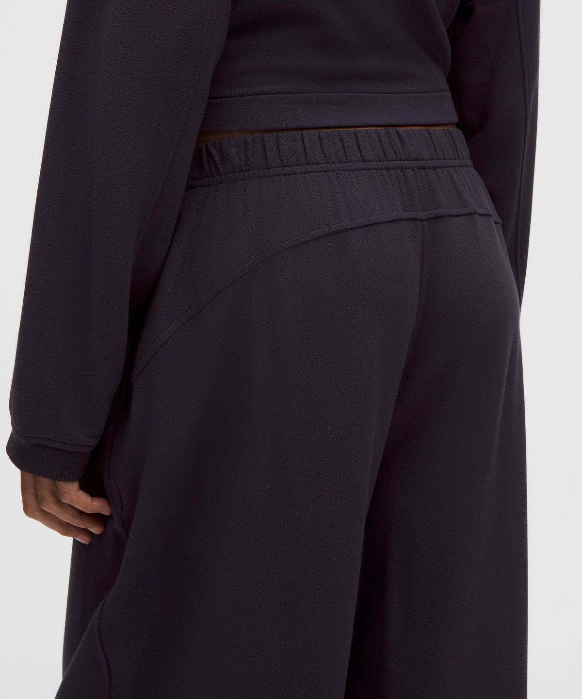 BeCalm Oversized Mid-Rise Pant