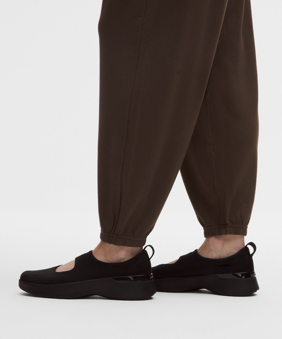 BeCalm Oversized Mid-Rise Pant