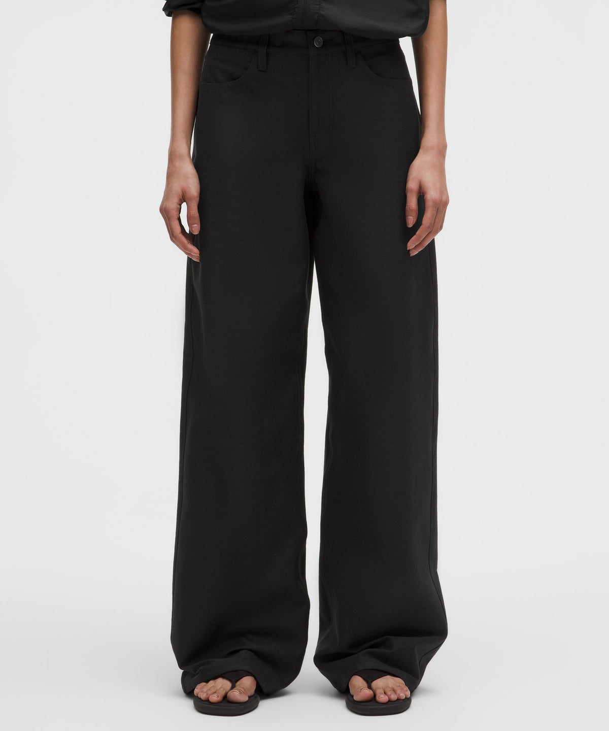 EasyFive Low-Rise Classic Wide-Leg PantRegular