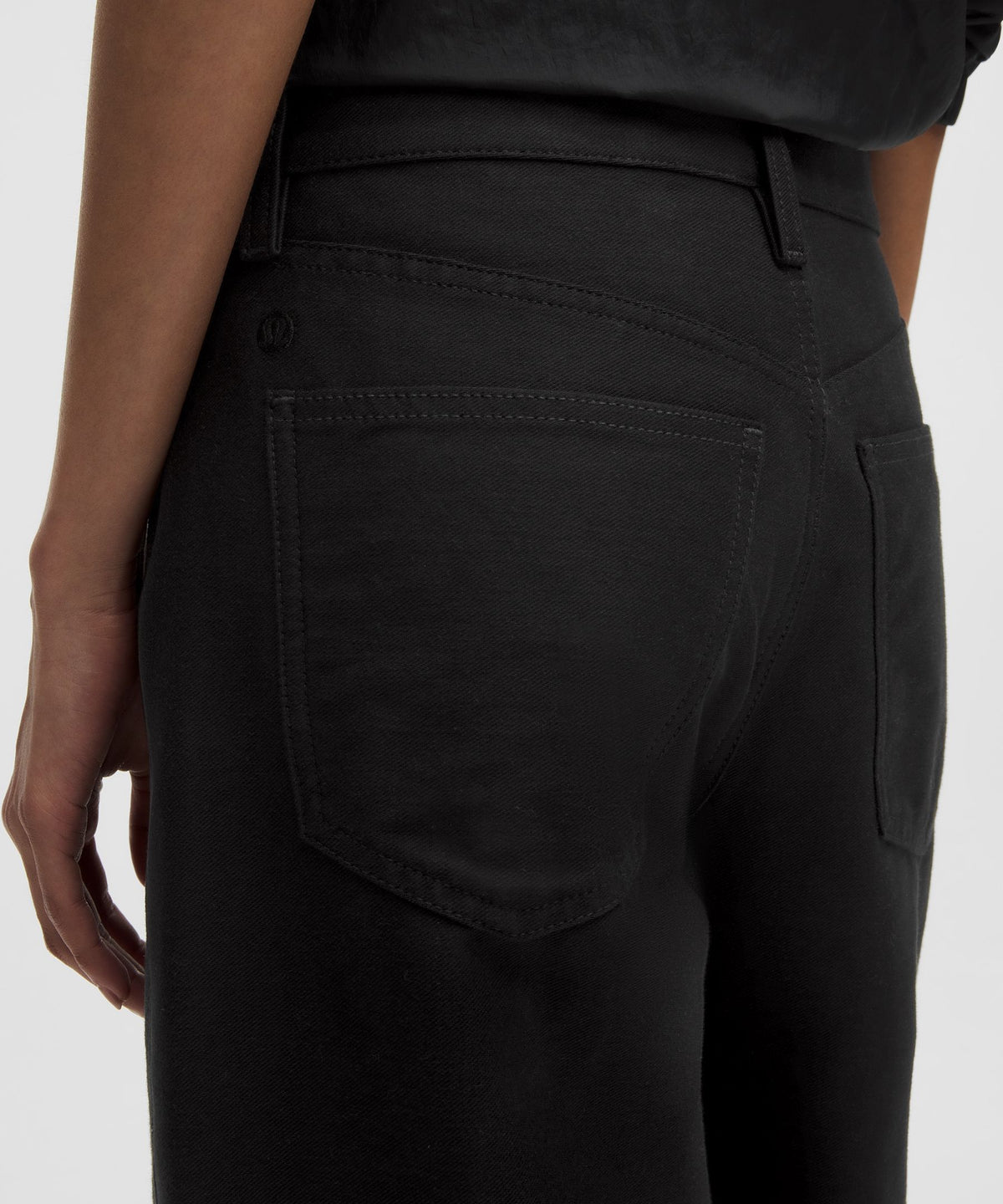 EasyFive Low-Rise Classic Wide-Leg PantRegular