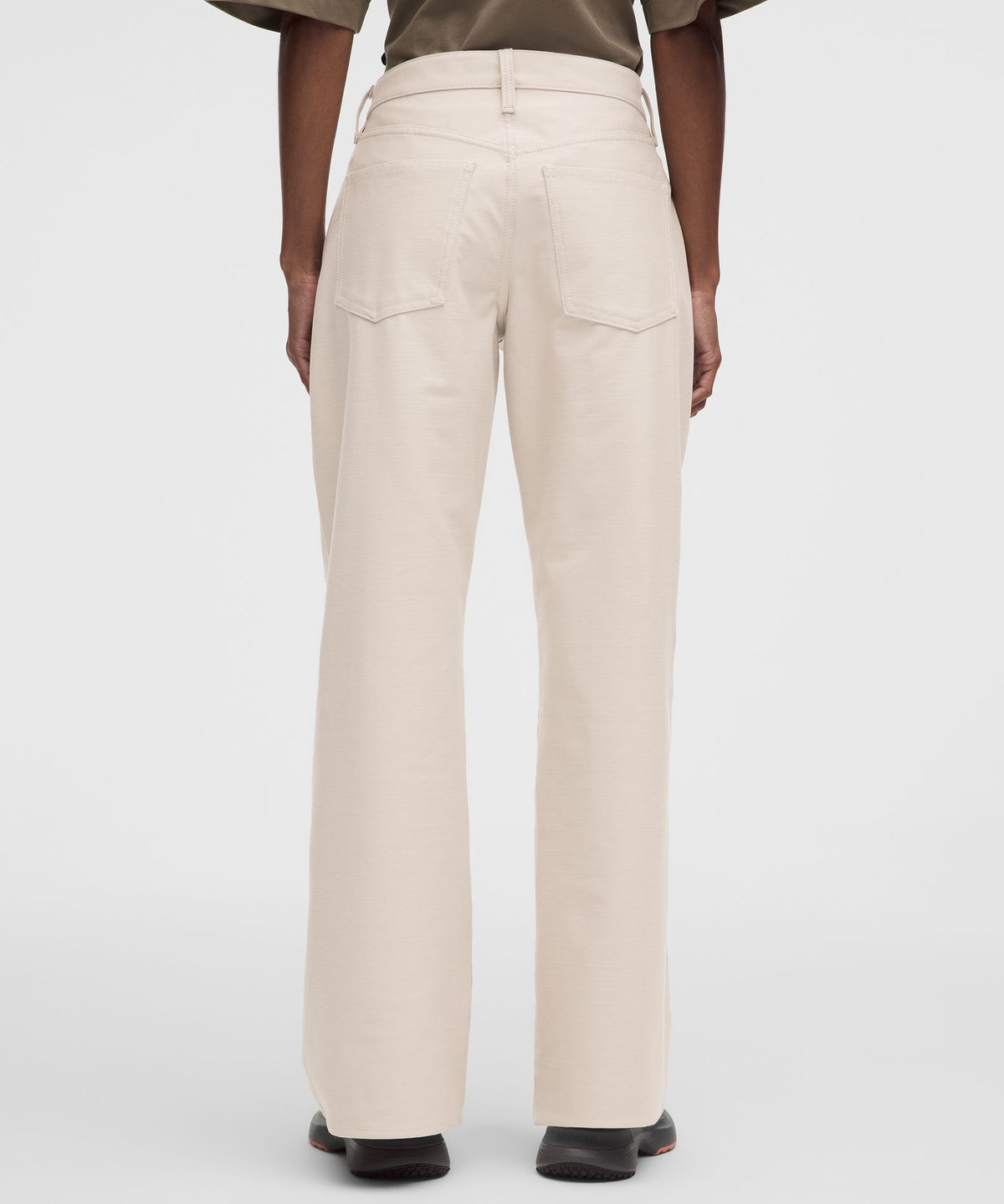 EasyFive Low-Rise Classic Wide-Leg PantRegular