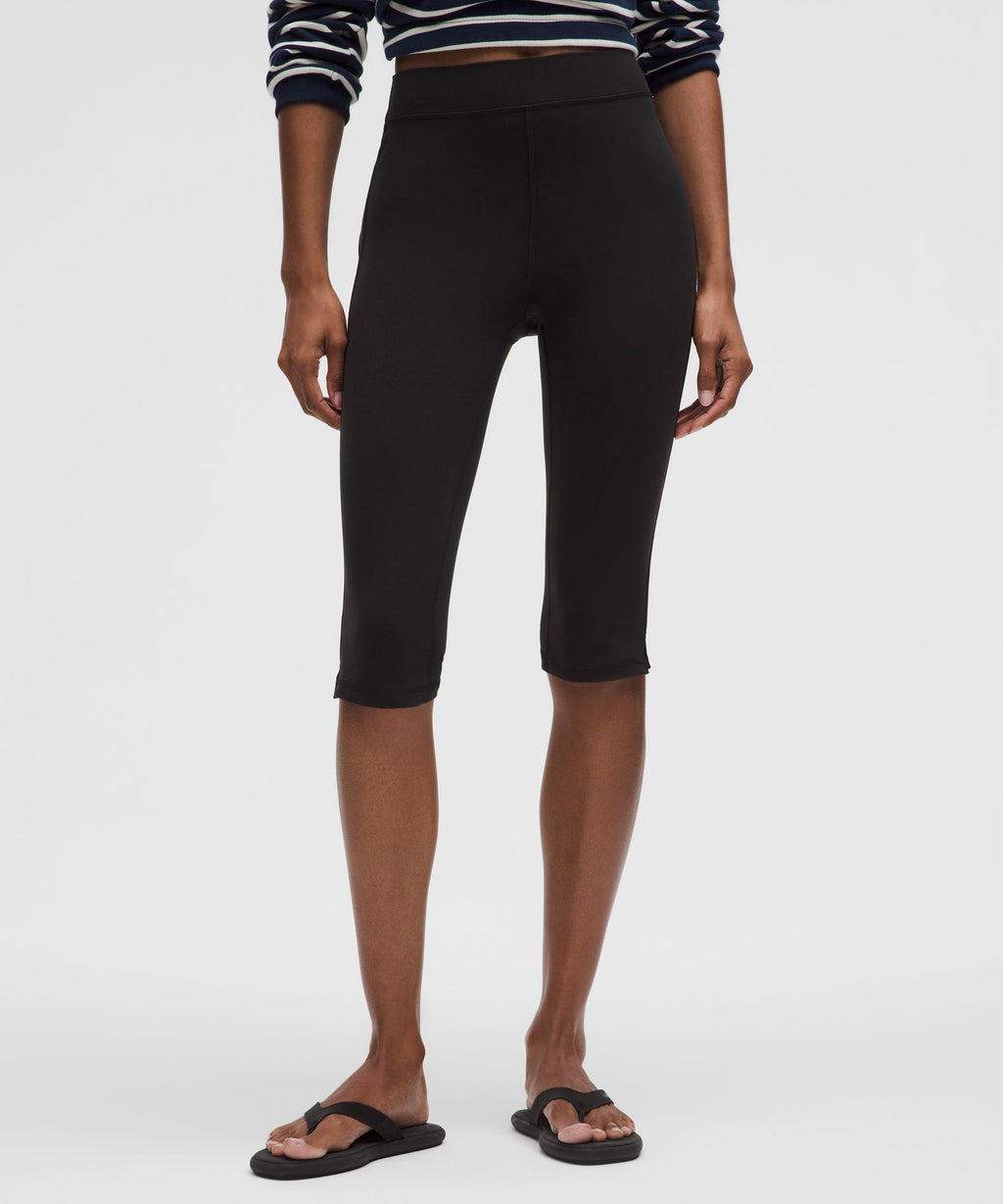 Groove High-Rise Notched-Hem Crop 15"