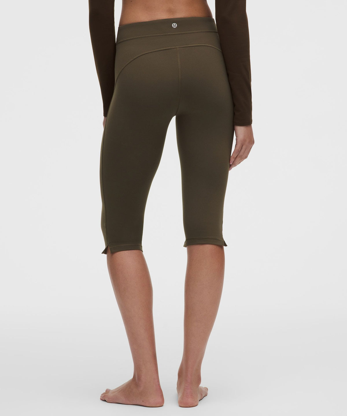 Groove High-Rise Notched-Hem Crop 15"
