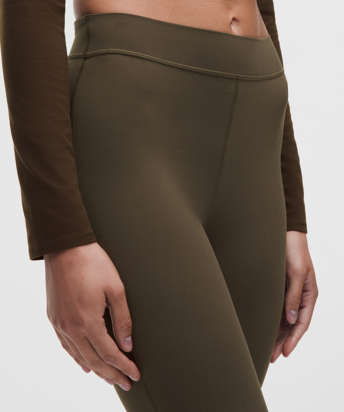 Groove High-Rise Notched-Hem Crop 15"