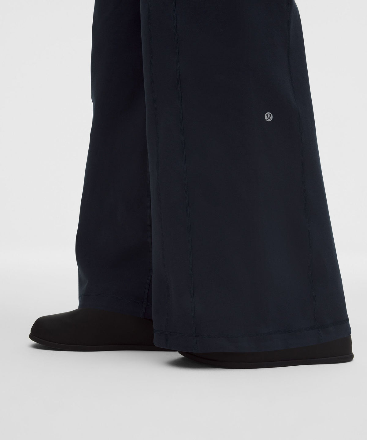 Define High-Rise Wide-Leg PantLuon