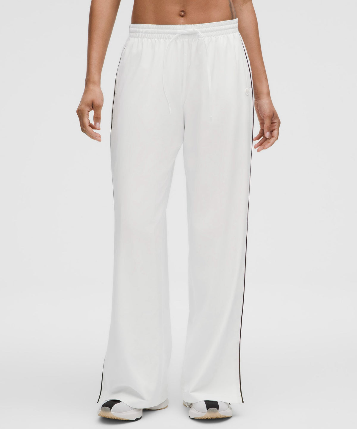 Court Rival Wide-Leg Track Pant RegularStitched Logo