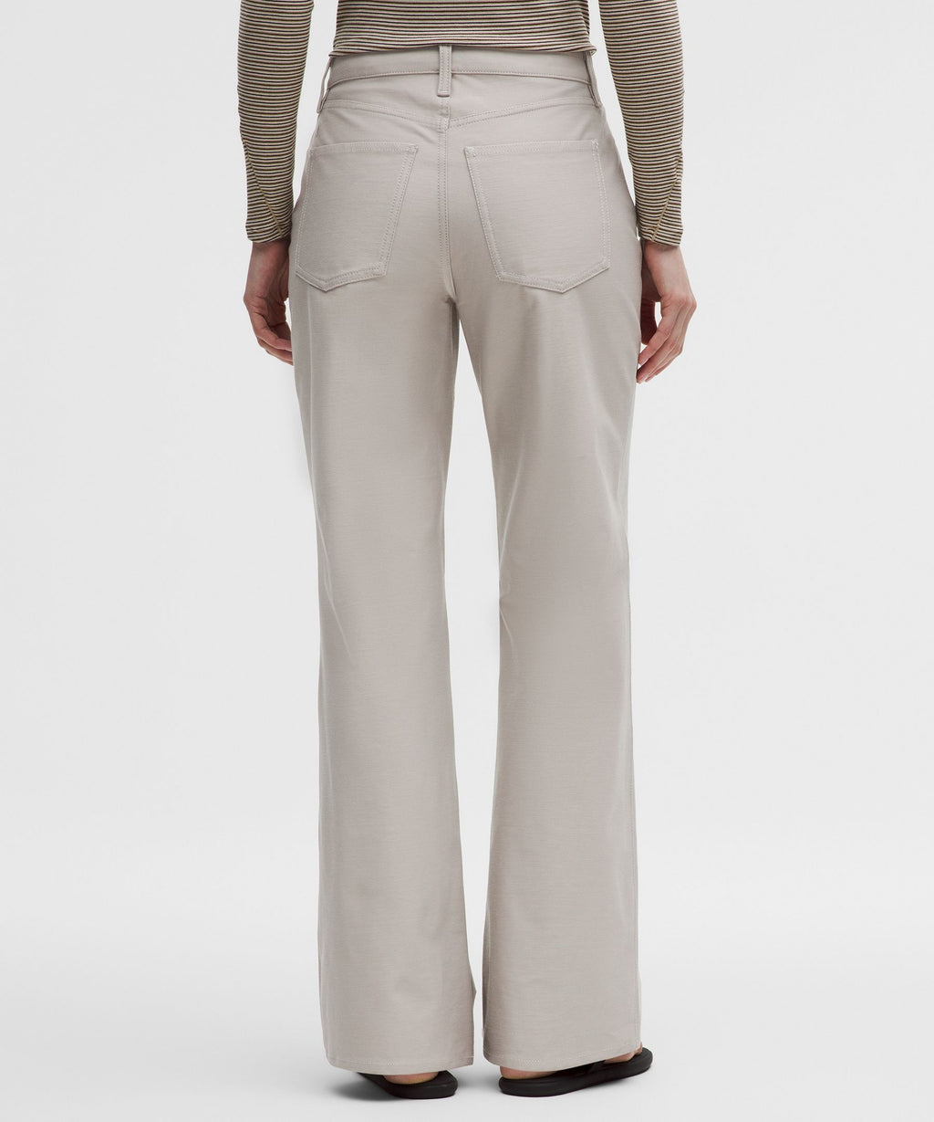 EasyFive High-Rise Subtle-Flare PantShort