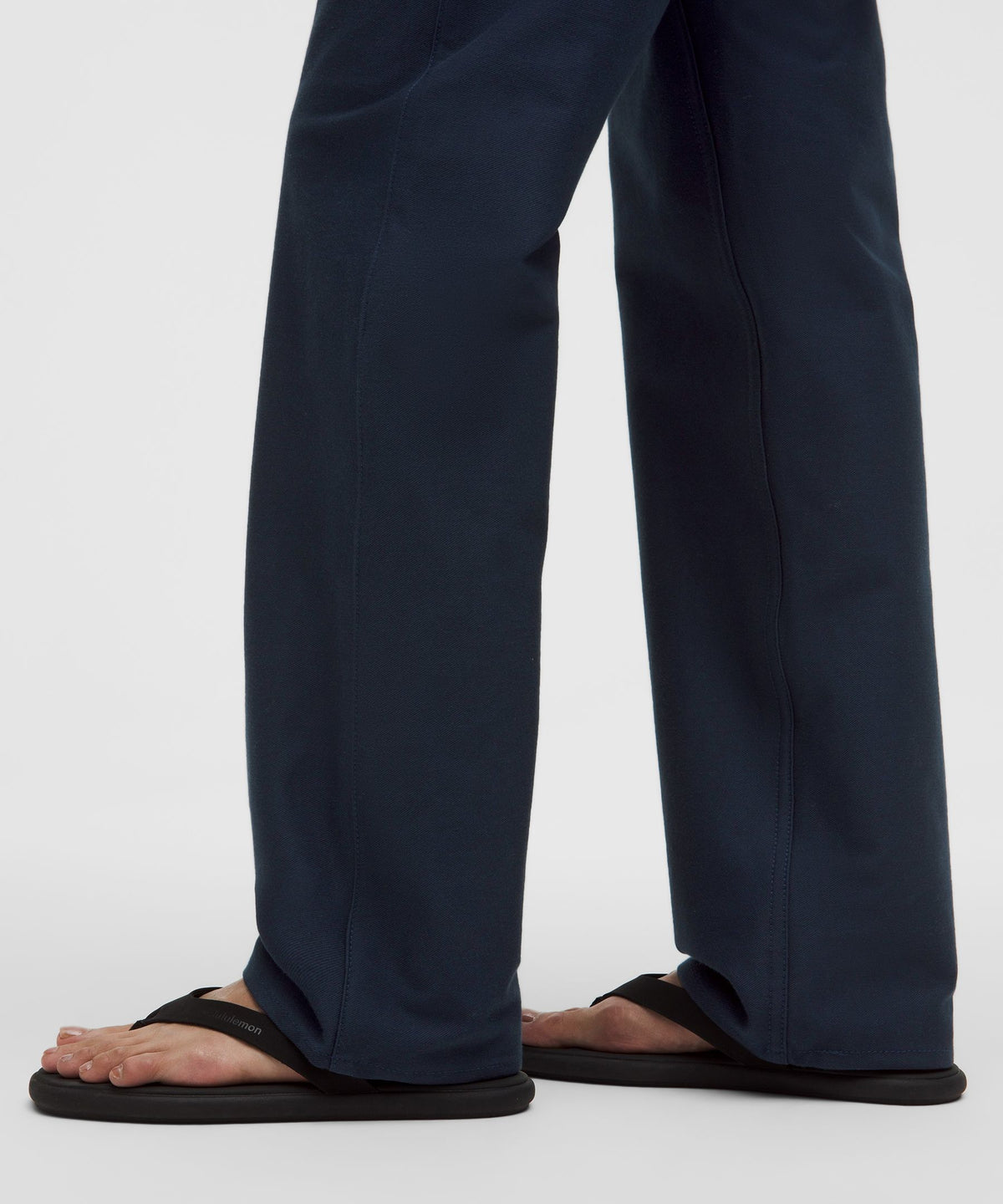 EasyFive Mid-Rise Relaxed-Straight PantShort