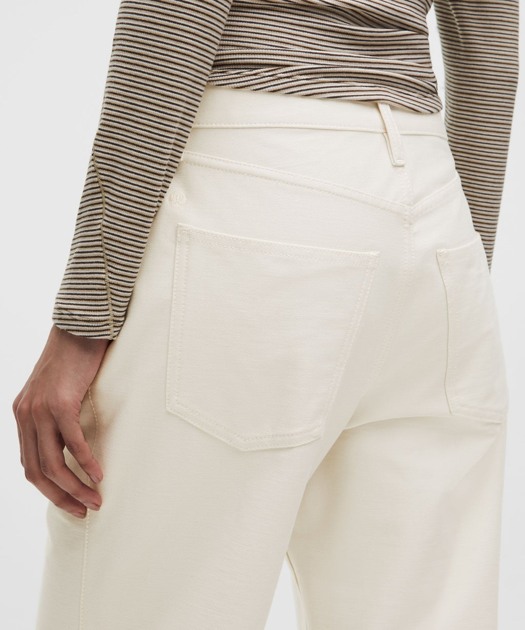 EasyFive Mid-Rise Relaxed-Straight PantShort