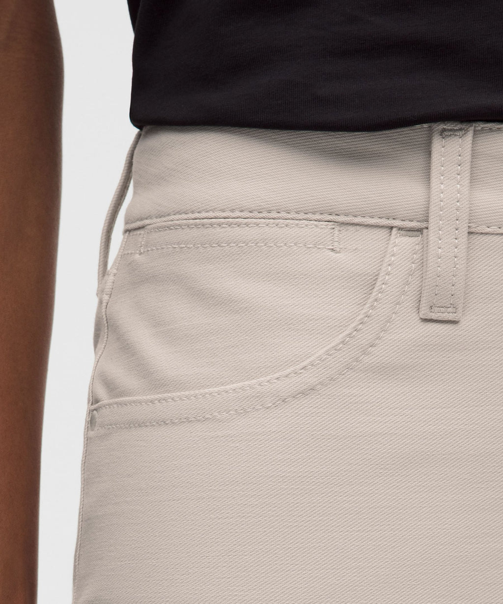 EasyFive Mid-Rise Relaxed-Straight PantShort
