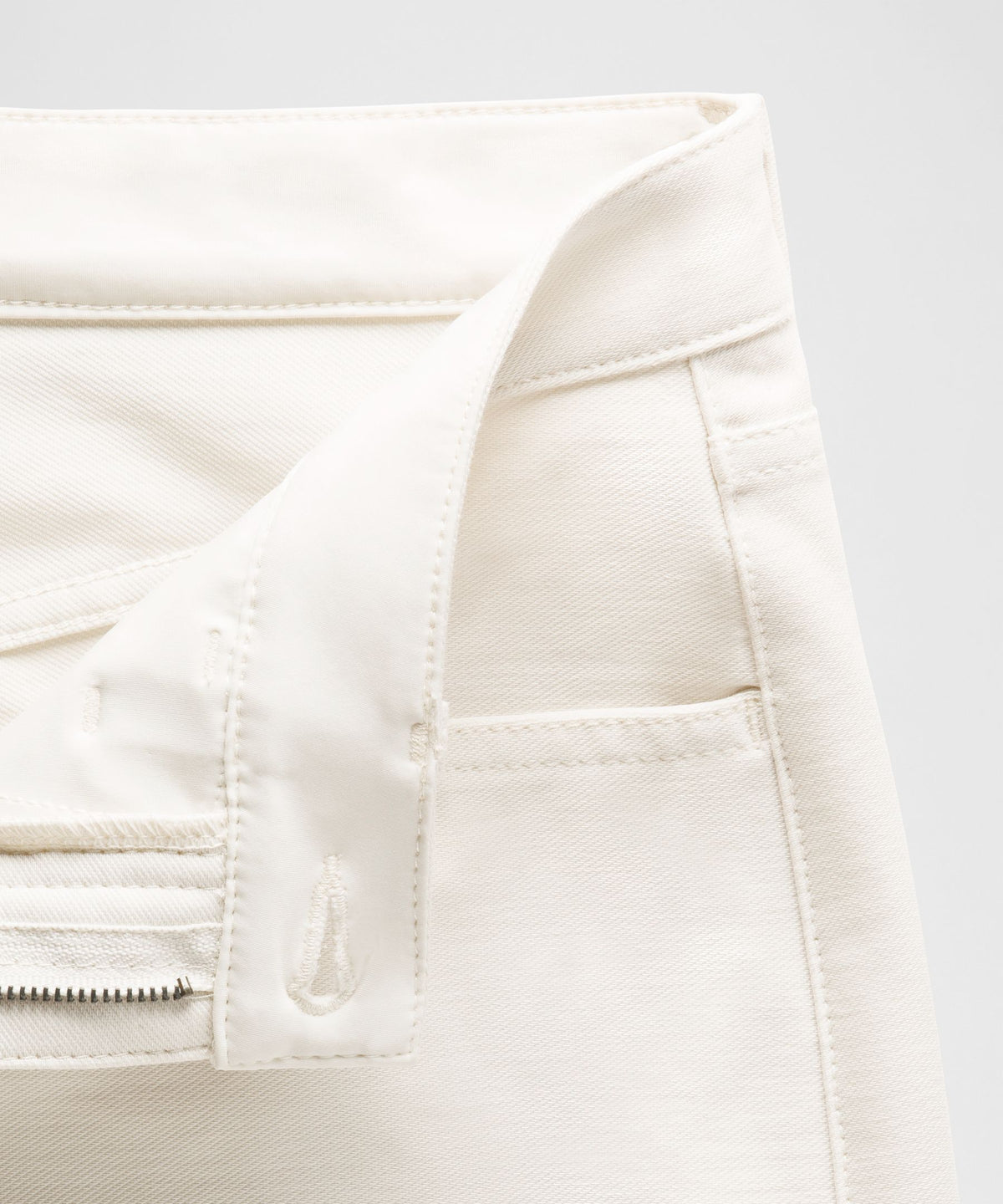 EasyFive Low-Rise Classic Wide-Leg PantShort
