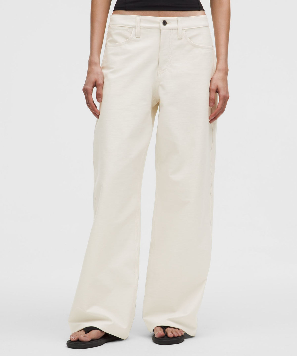 EasyFive Low-Rise Classic Wide-Leg PantShort