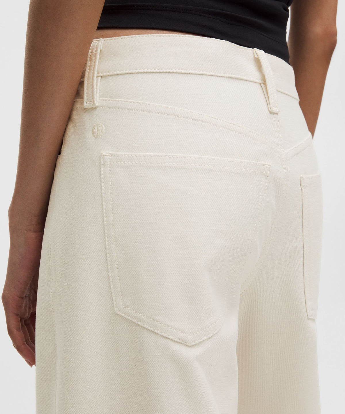EasyFive Low-Rise Classic Wide-Leg PantShort