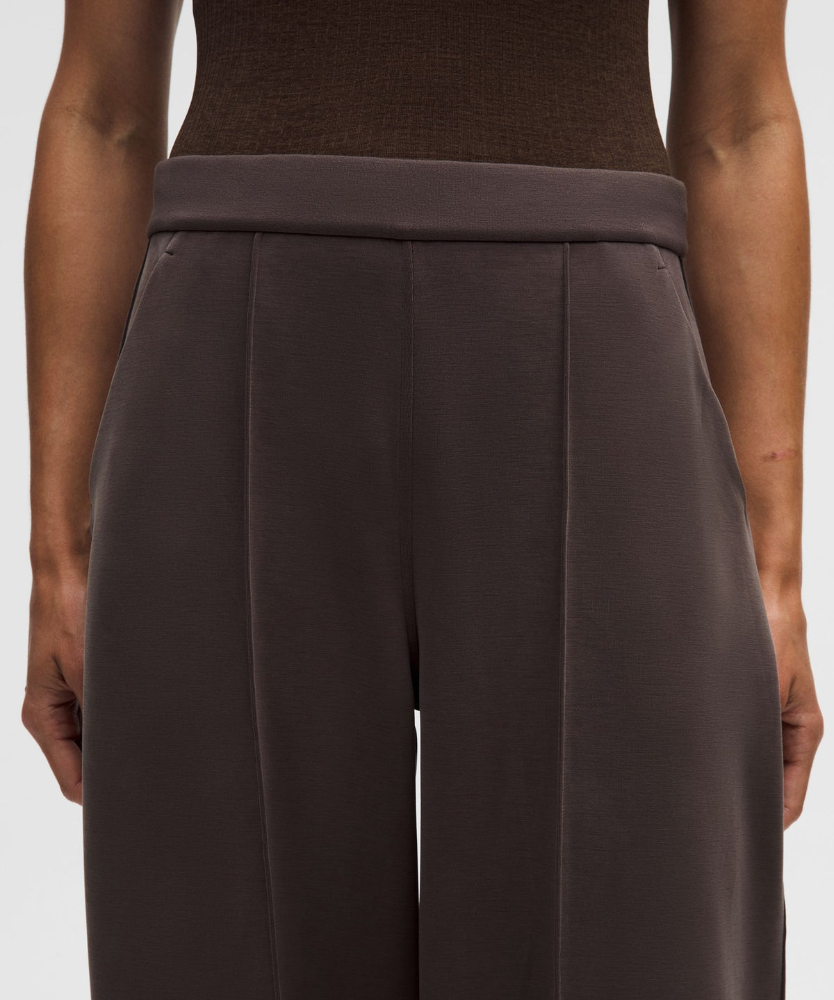 Softstreme Pintuck High-Rise Wide-Leg PantRegular