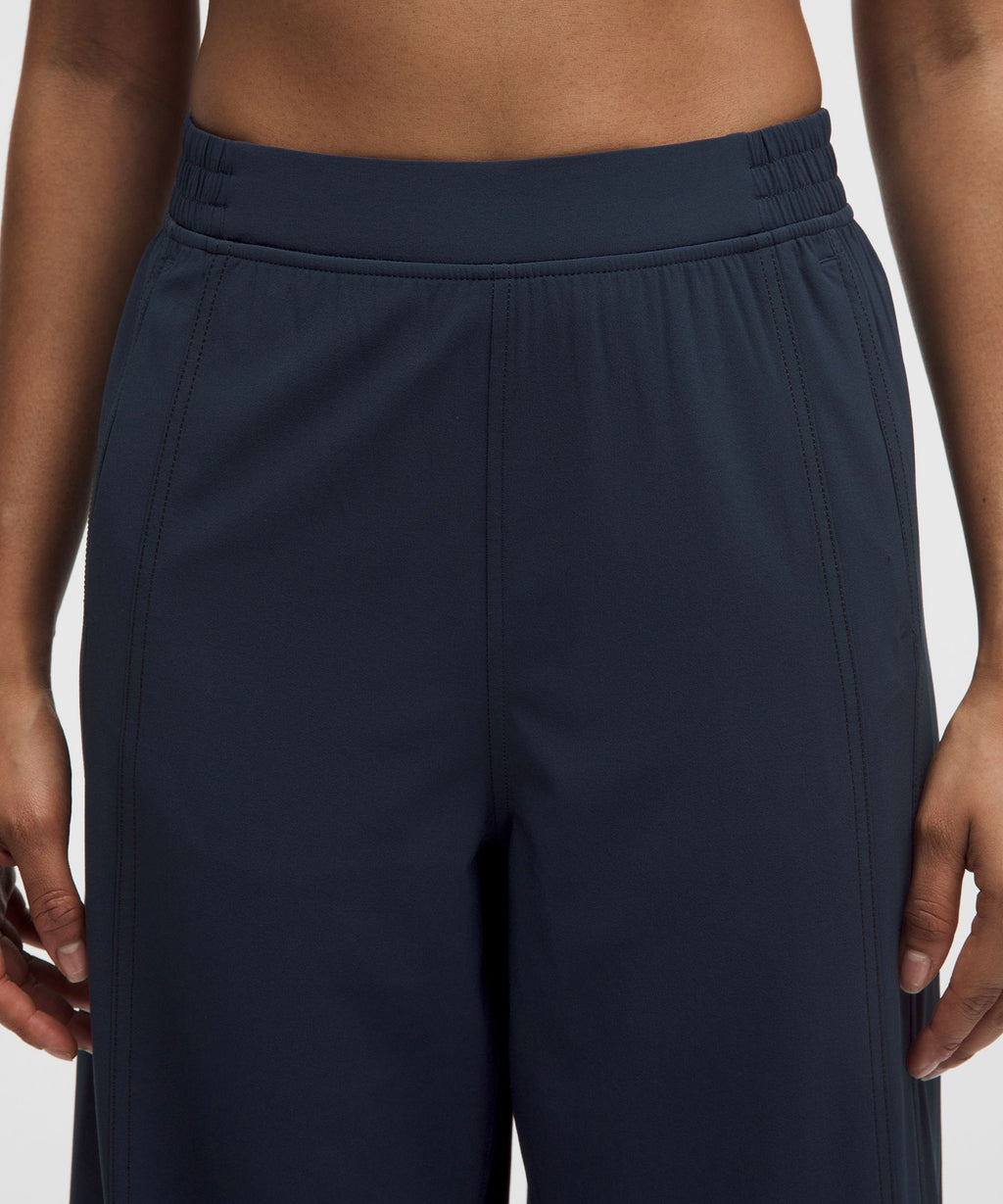 Define High-Rise Swift JoggerShort