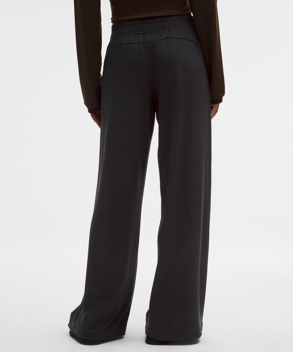 BeCalm Mid-Rise Wide-Leg Pant