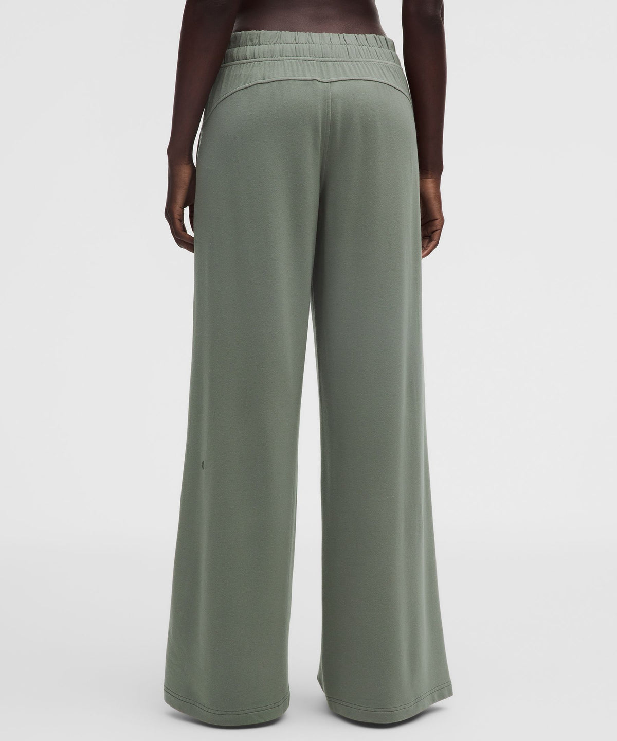 BeCalm Mid-Rise Wide-Leg Pant