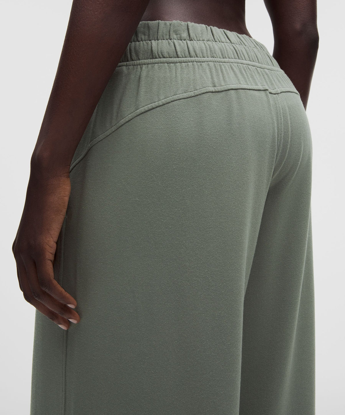 BeCalm Mid-Rise Wide-Leg Pant