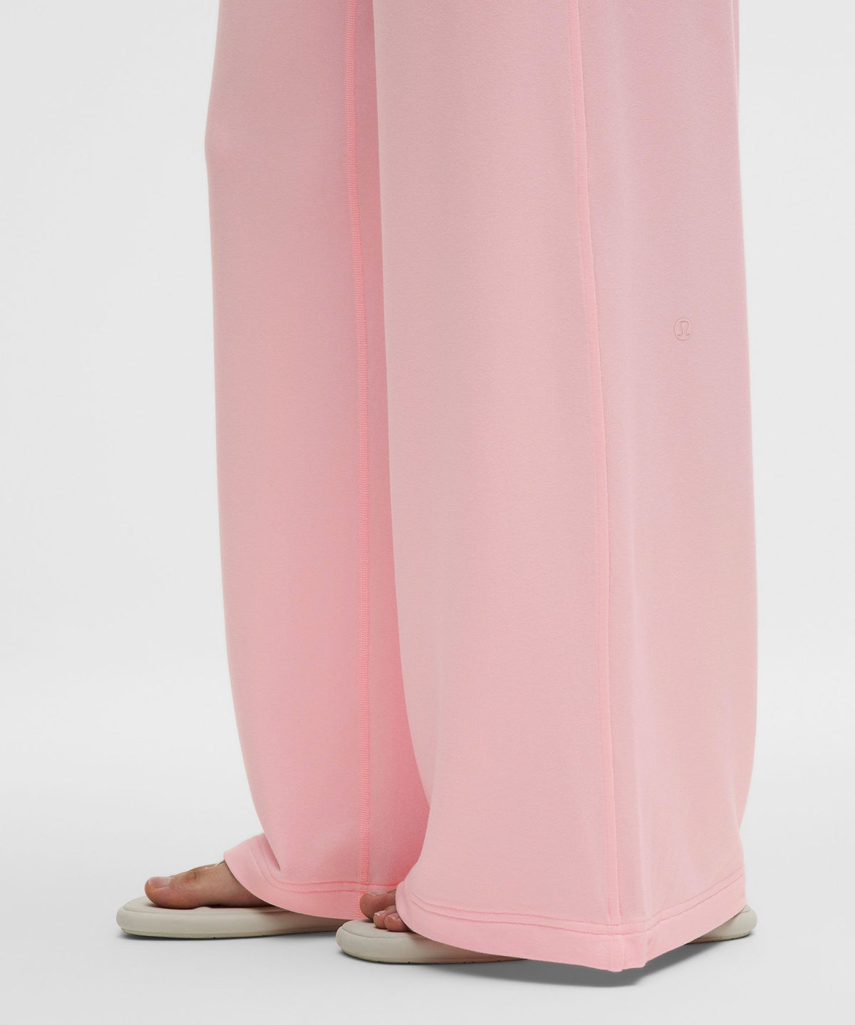BeCalm Mid-Rise Wide-Leg Pant
