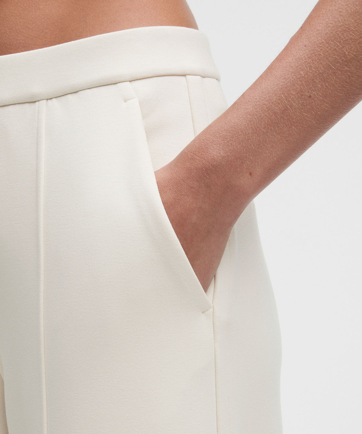 Smooth Spacer High-Rise Wide-Leg PantRegular