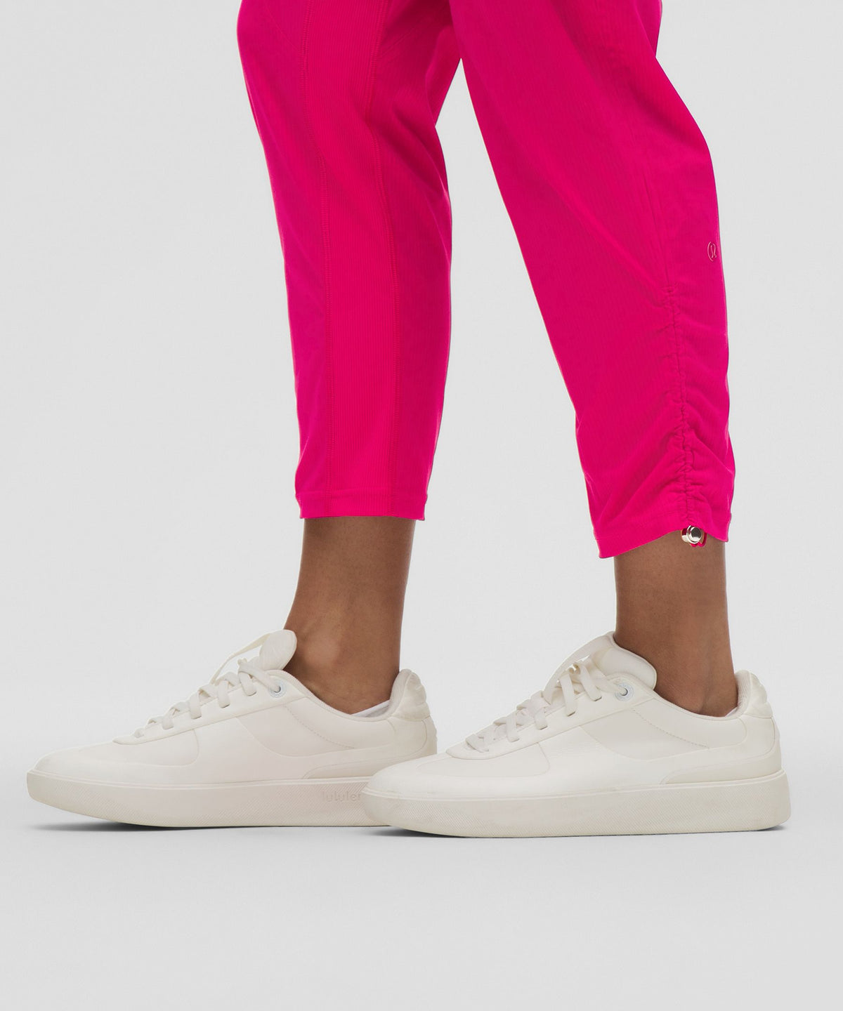 Dance Studio Mid-Rise Cropped Pant
