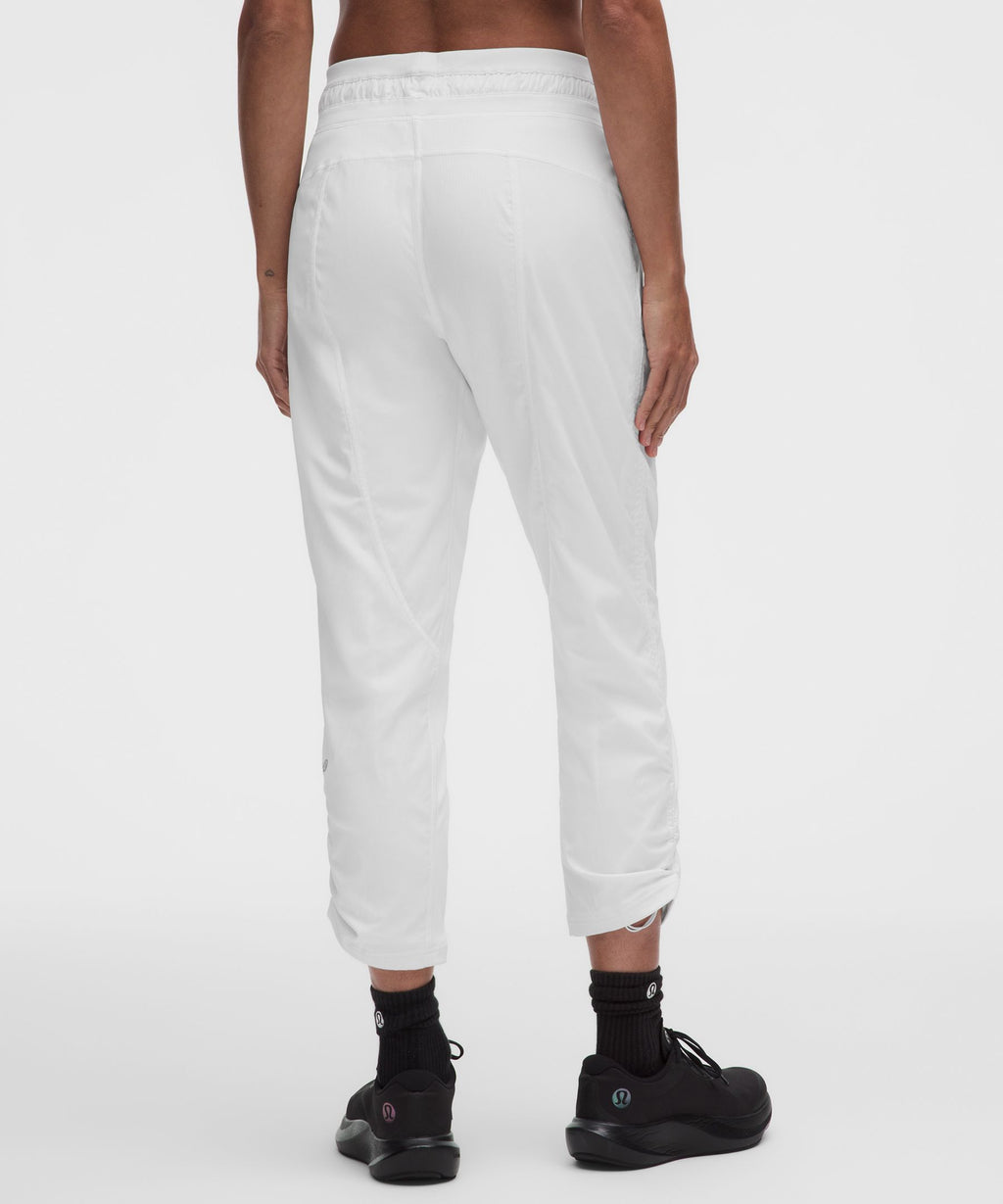 Dance Studio Mid-Rise Cropped Pant