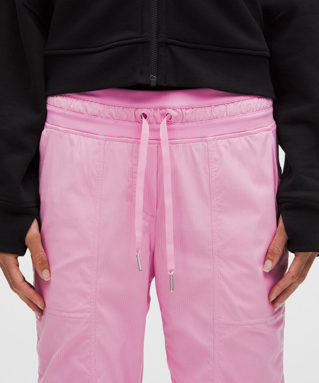 Dance Studio Mid-Rise Cropped Pant