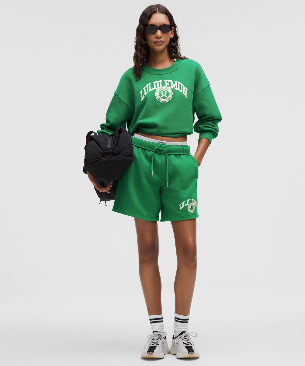 Scuba Mid-Rise Oversized Short 7"Graphic