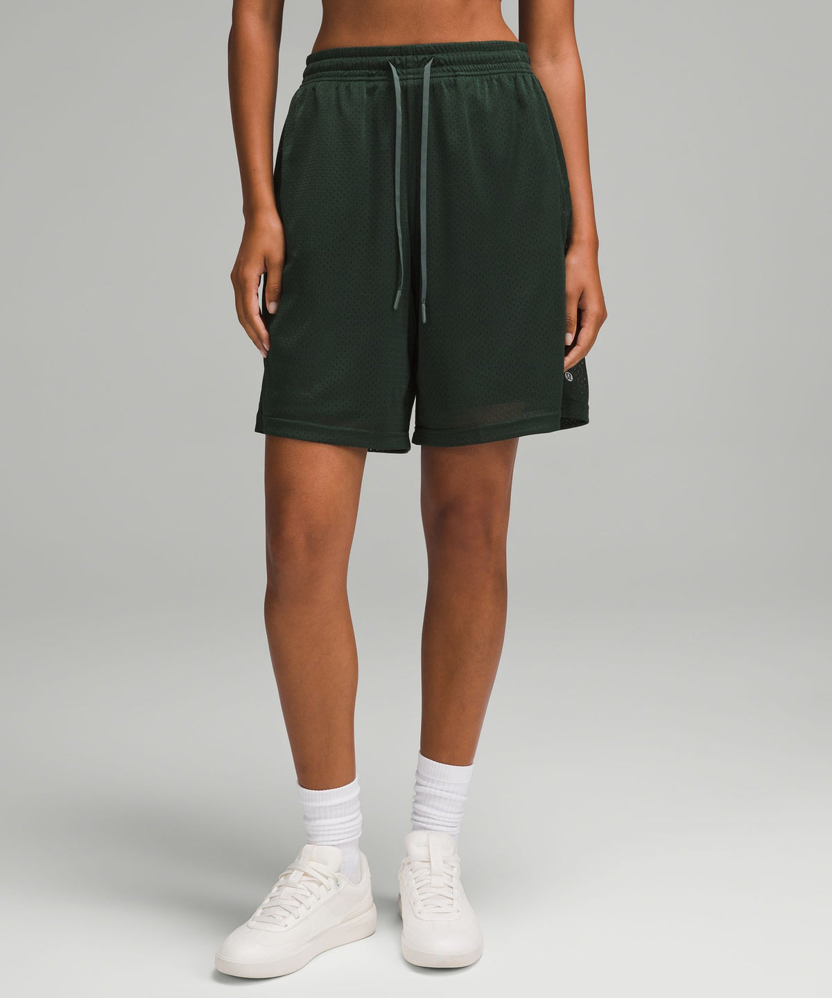 Relaxed-Fit Mesh Training Short 8"