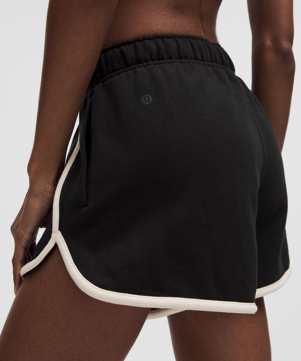 Scuba Mid-Rise Oversized Short 3"Trim