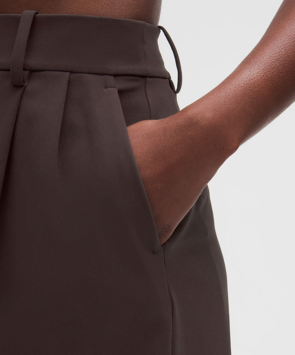 Daydrift Pleated High-Rise Short 7"