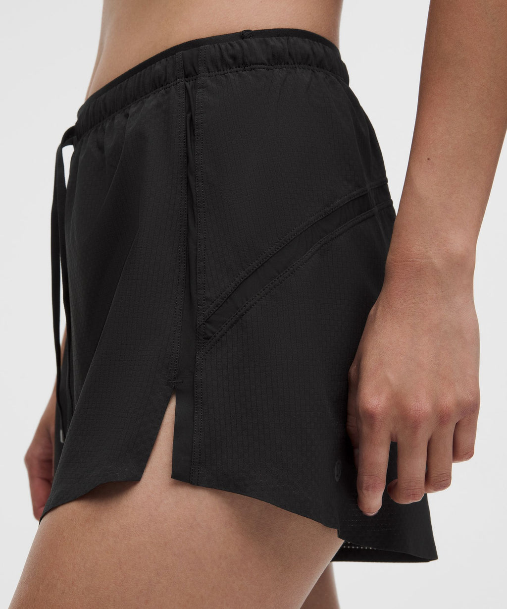 Textured Mesh High-Rise Running Short 2.5"