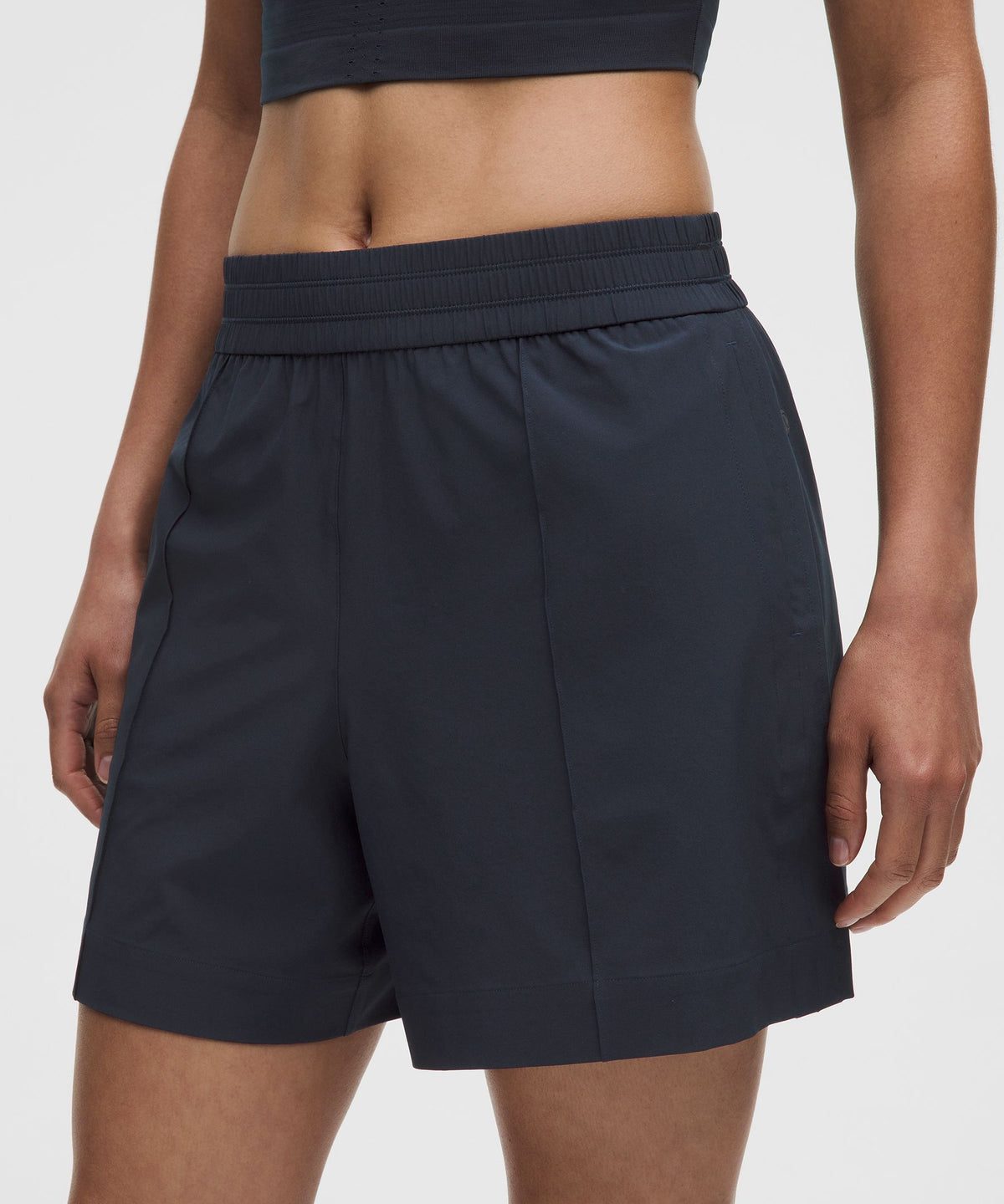 Breezily Mid-Rise Short 6"