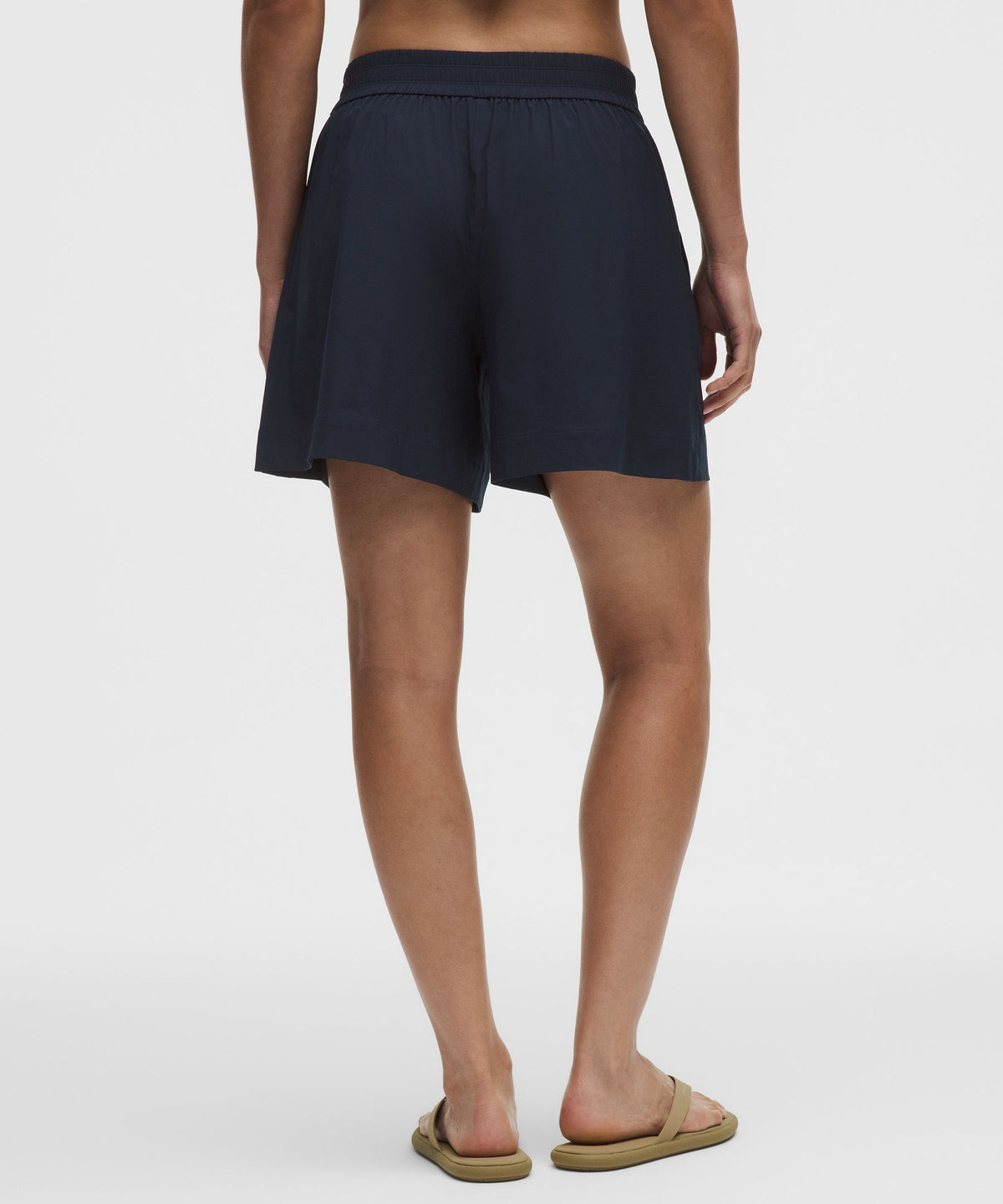 Breezily Mid-Rise Short 6"