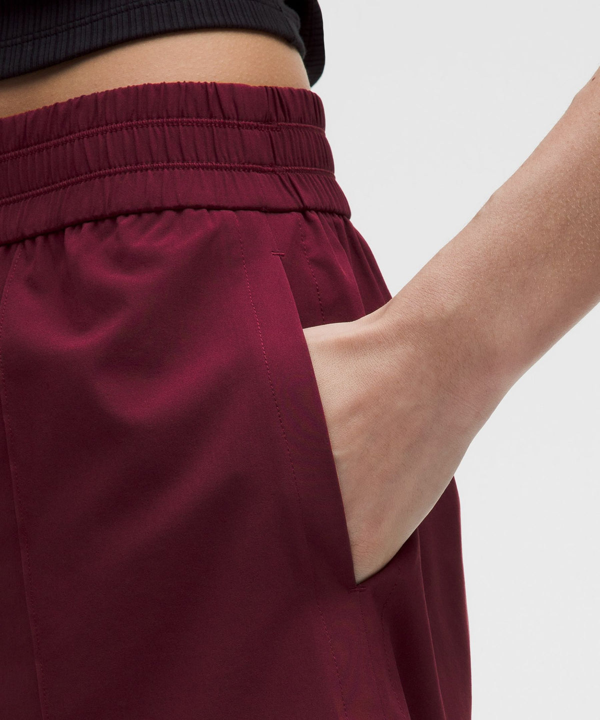 Breezily Mid-Rise Short 6"