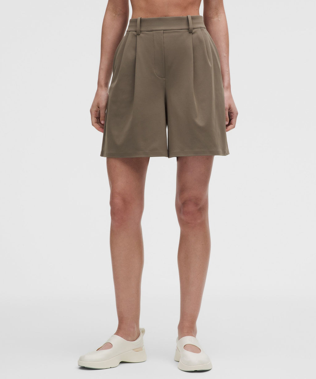 Daydrift Pleated High-Rise Short 7"