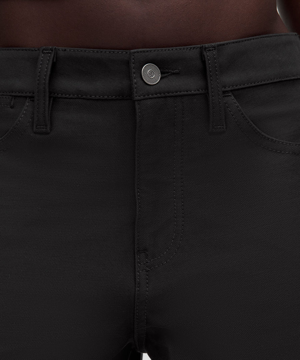 EasyFive Mid-Rise Short 4.5"