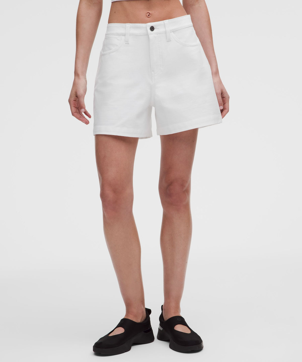 EasyFive Mid-Rise Short 4.5"