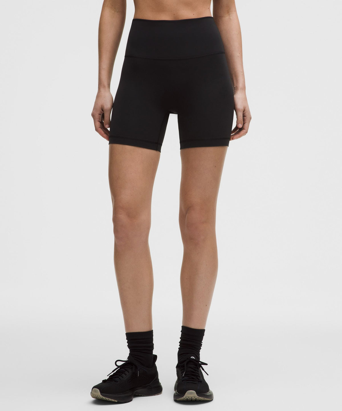 Wunder Train No Line High-Rise Short 6"