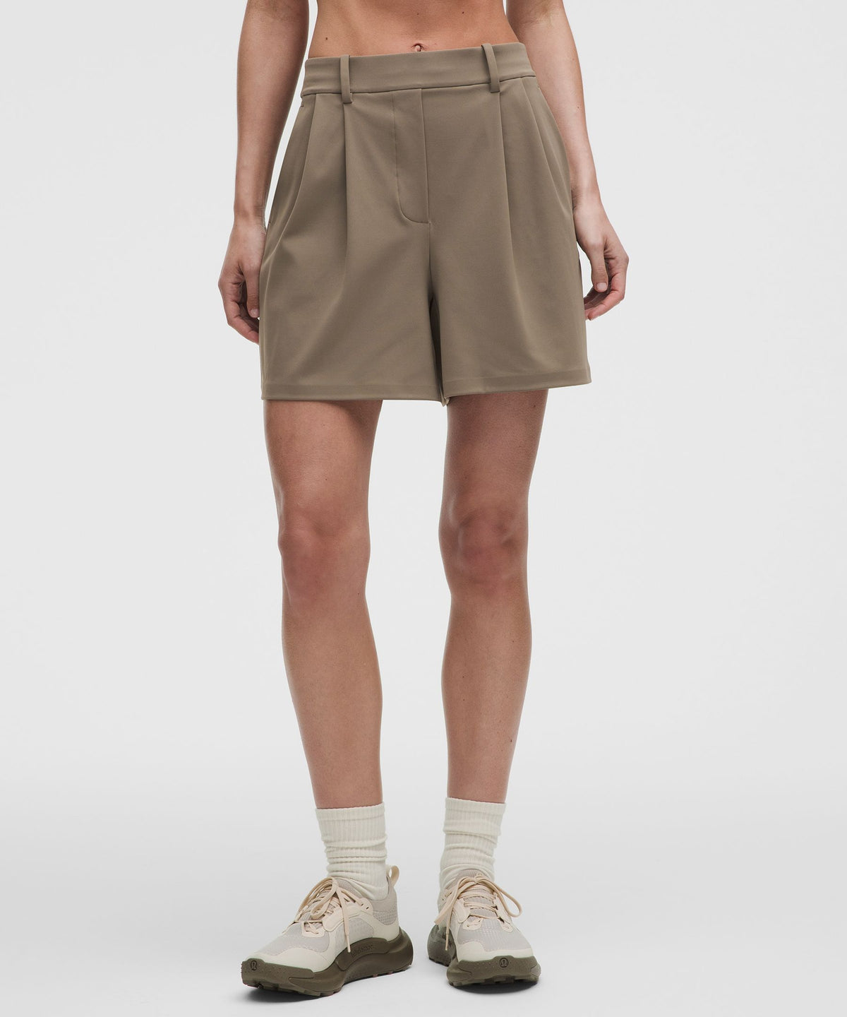 Daydrift Pleated High-Rise Short 5"