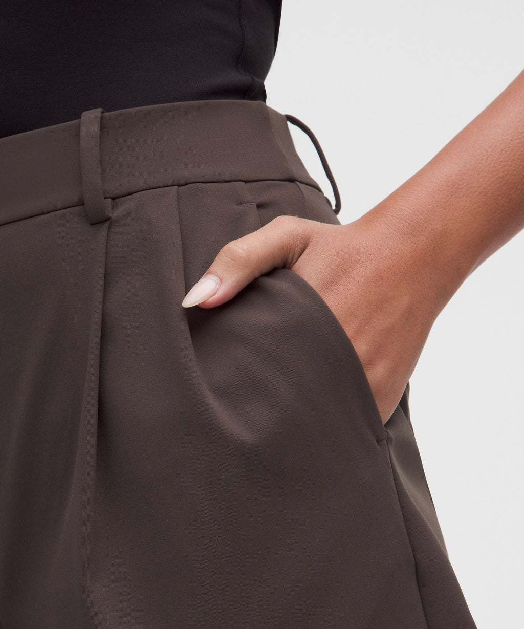 Daydrift Pleated High-Rise Short 5"