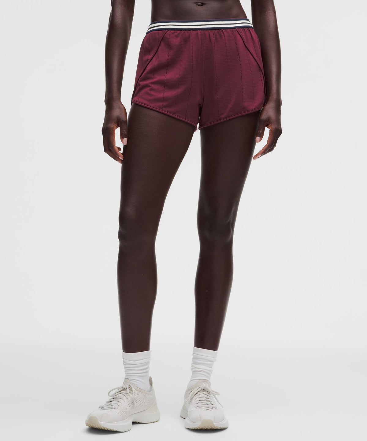 Seamless Stripe Trim Mid-Rise Short 3"