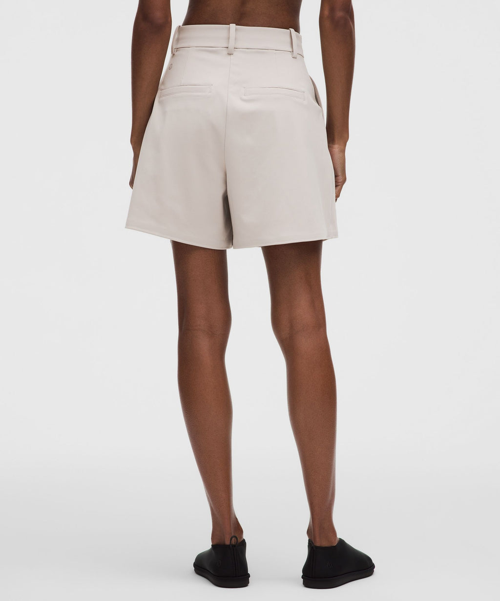 Daydrift Pleated High-Rise Short 5"
