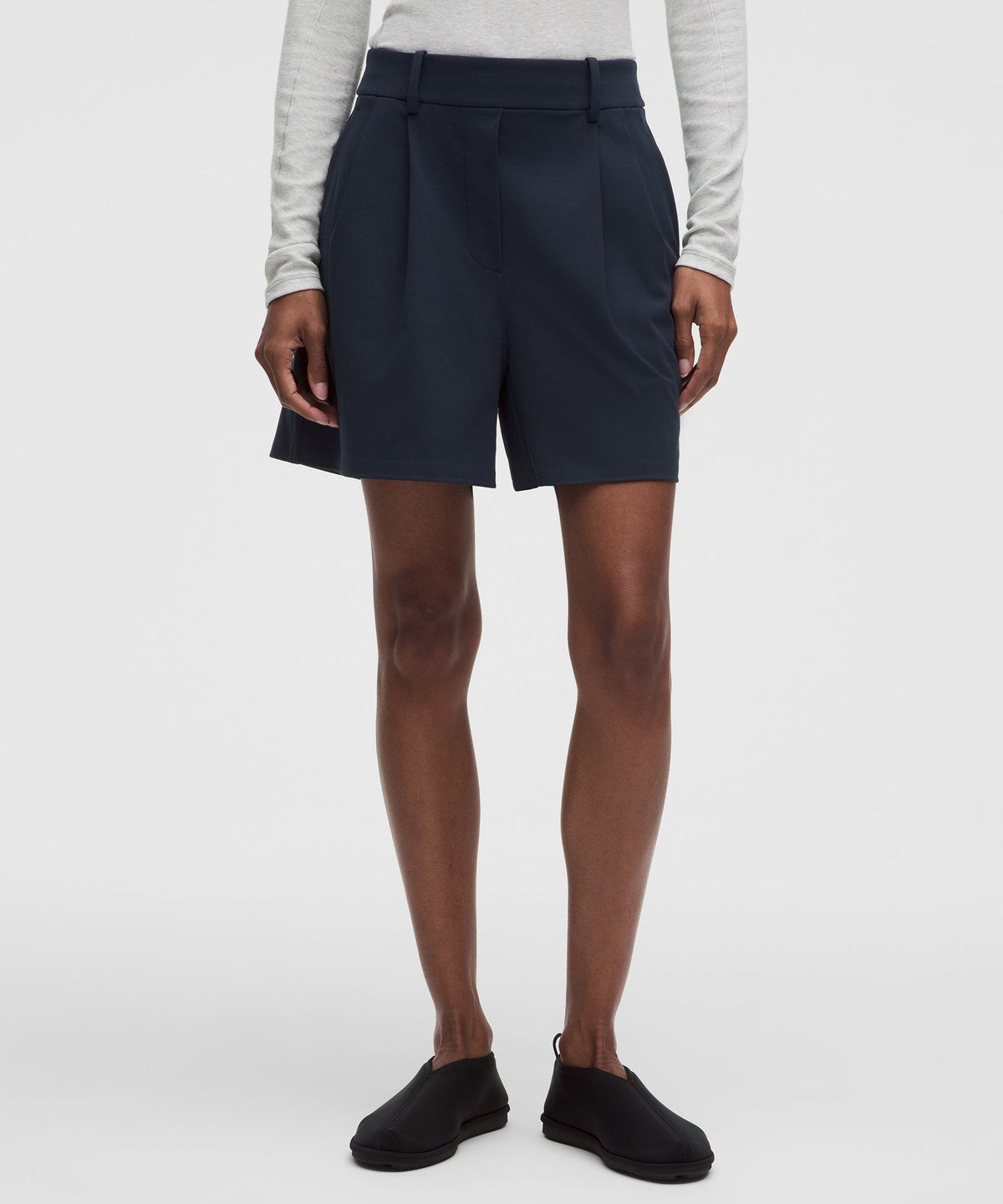 Daydrift Pleated High-Rise Short 5"