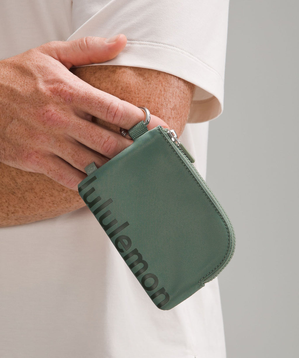 Clippable Card Pouch