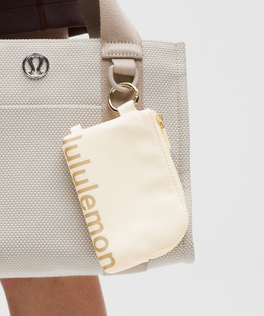 Clippable Card Pouch