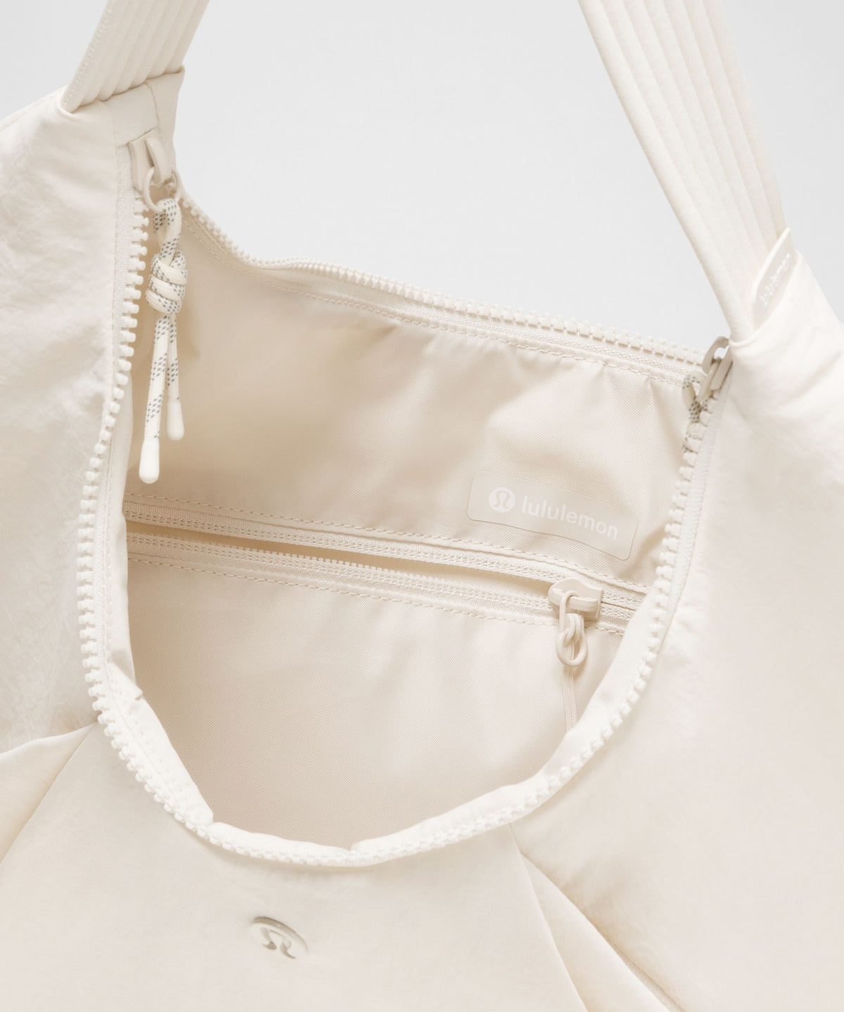 Pleated Shoulder Bag 10L