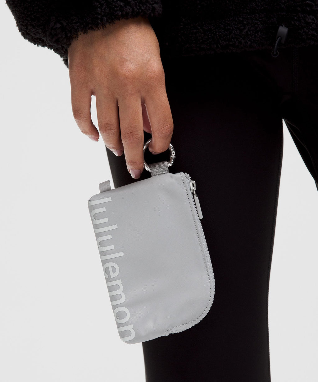 Clippable Card Pouch