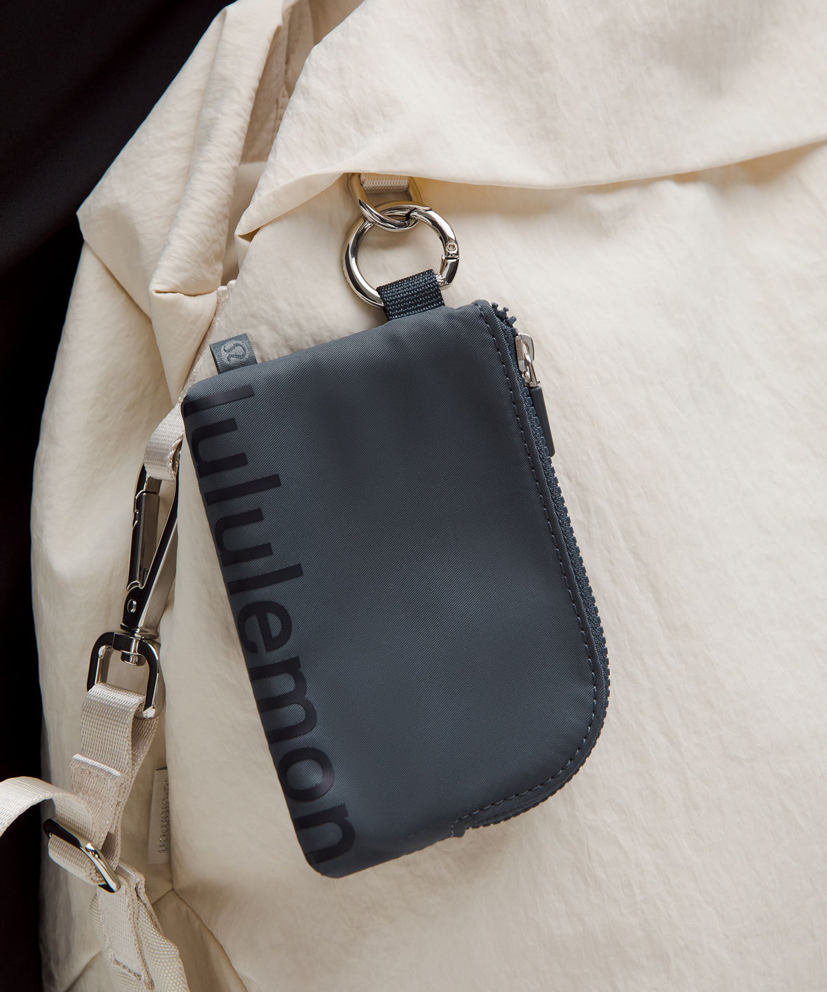 Clippable Card Pouch